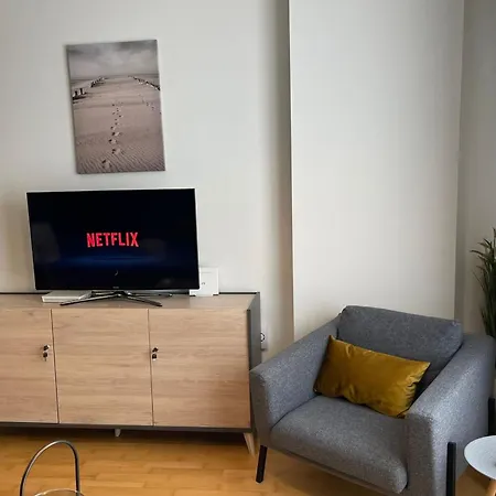 Charming 1 Bedroom In Malaga-hosted By Sweetstay Διαμέρισμα